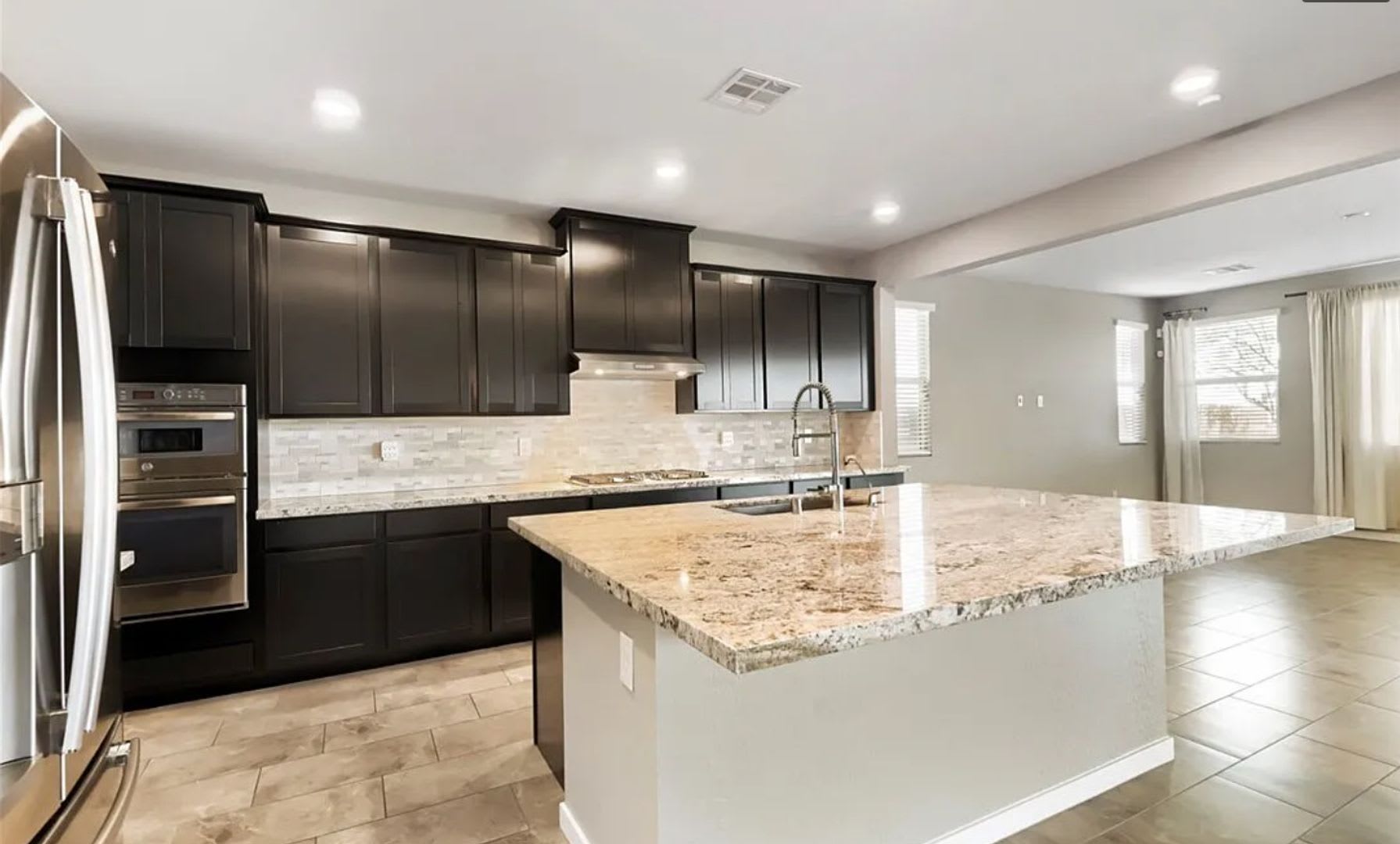 Breathtaking Strip Views Brand New Model in Summerlin 4bed 3.5bath – photo 5