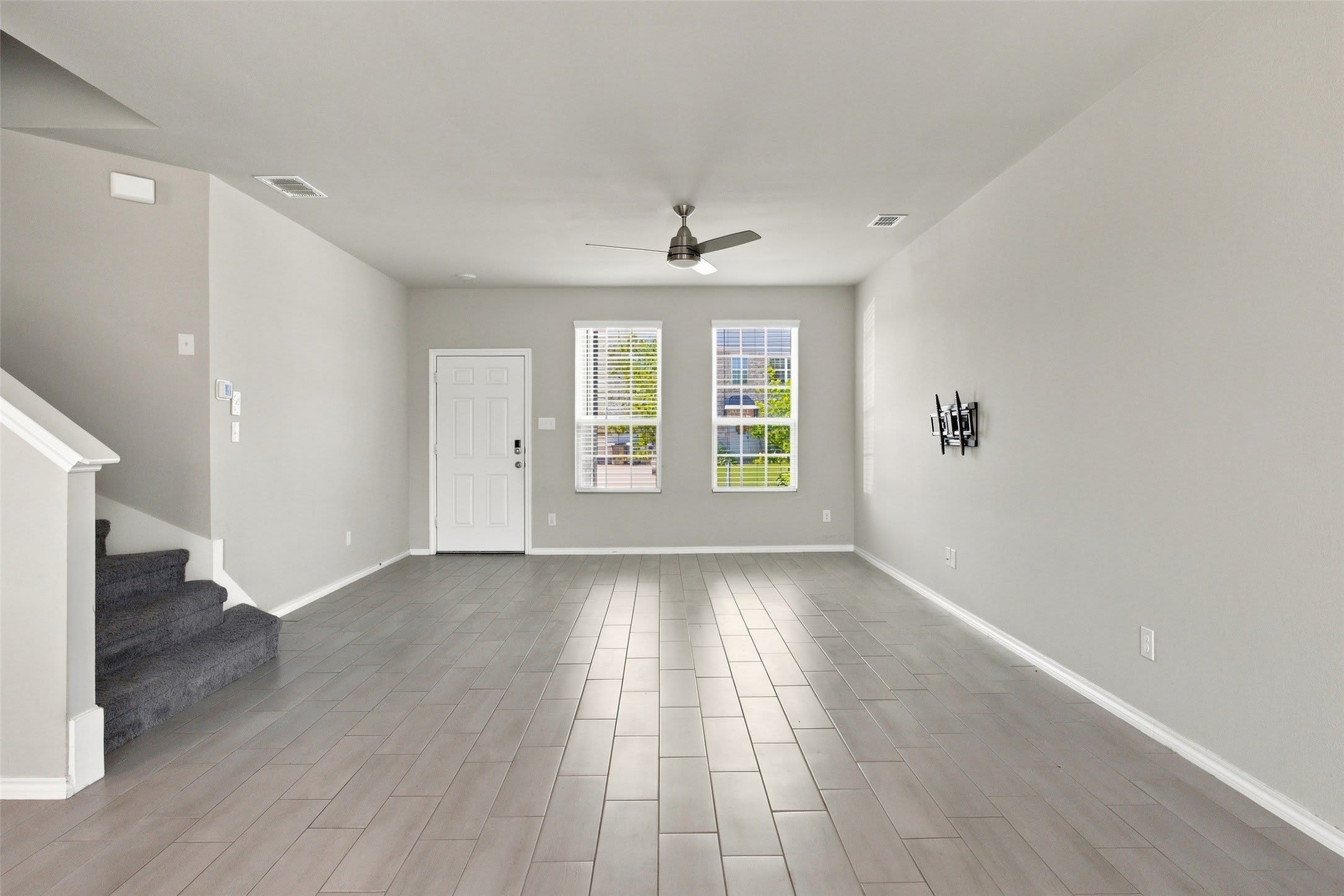 944 Ravenwood Lane – photo 5