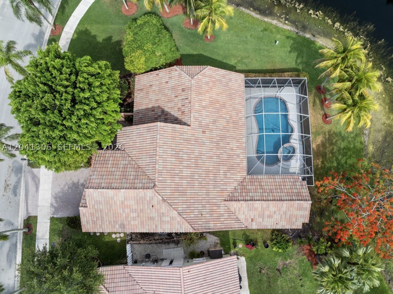 1179 Laguna Springs Dr – photo 4