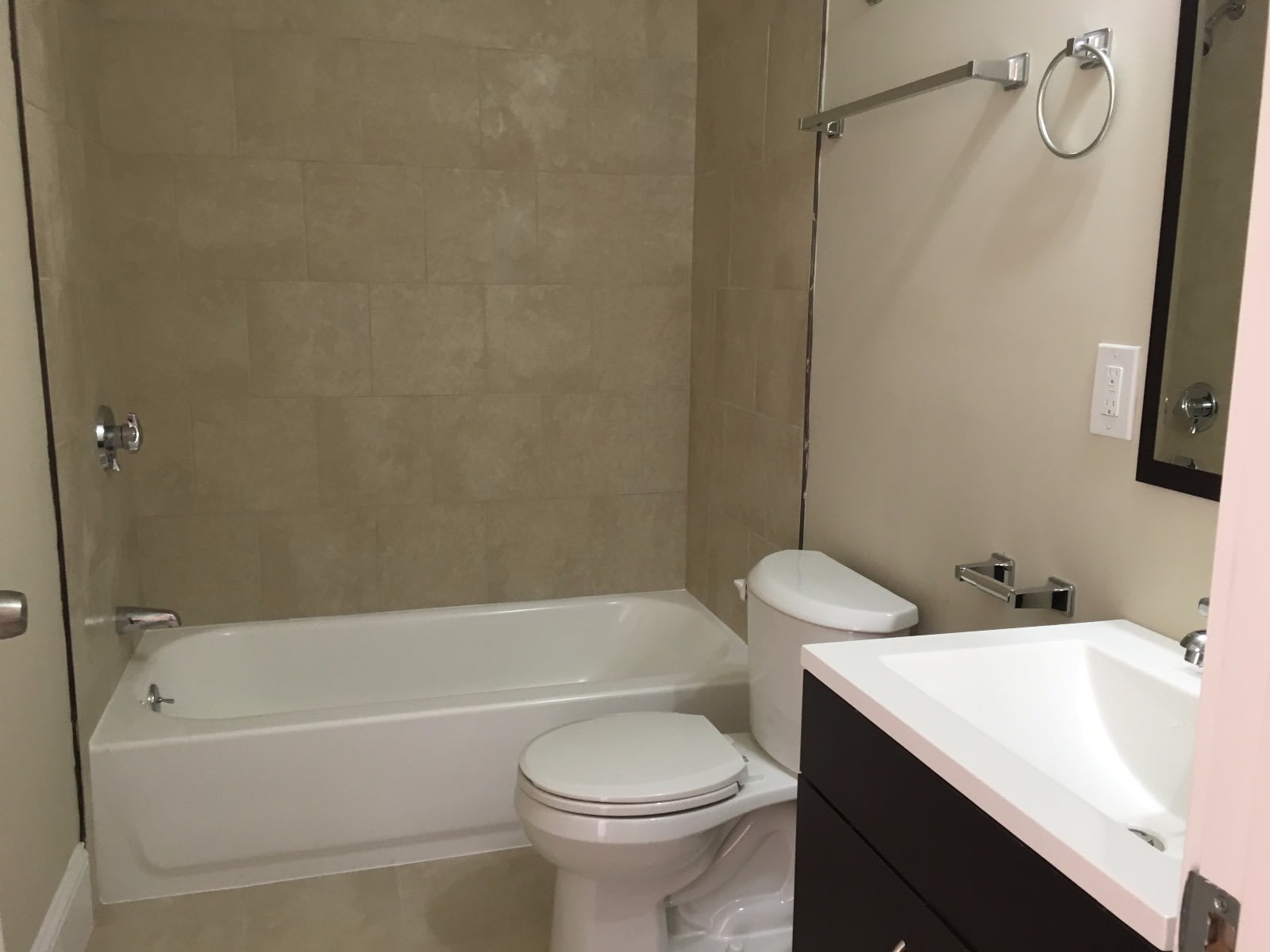 297 Washington St – photo 4