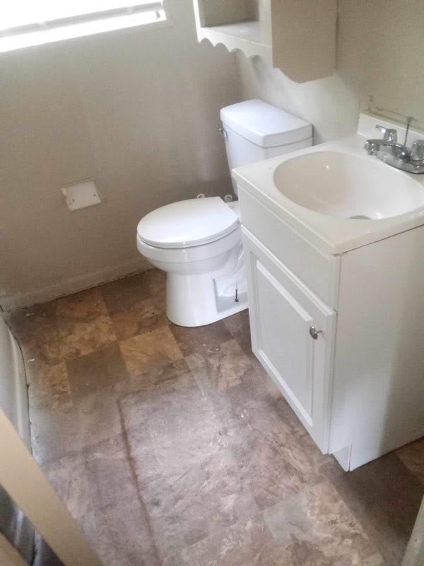 1048 Winn Street – photo 2