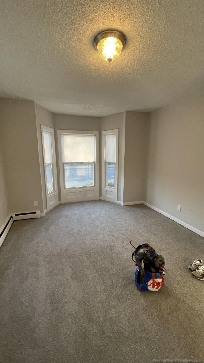 640 Washington St – photo 3