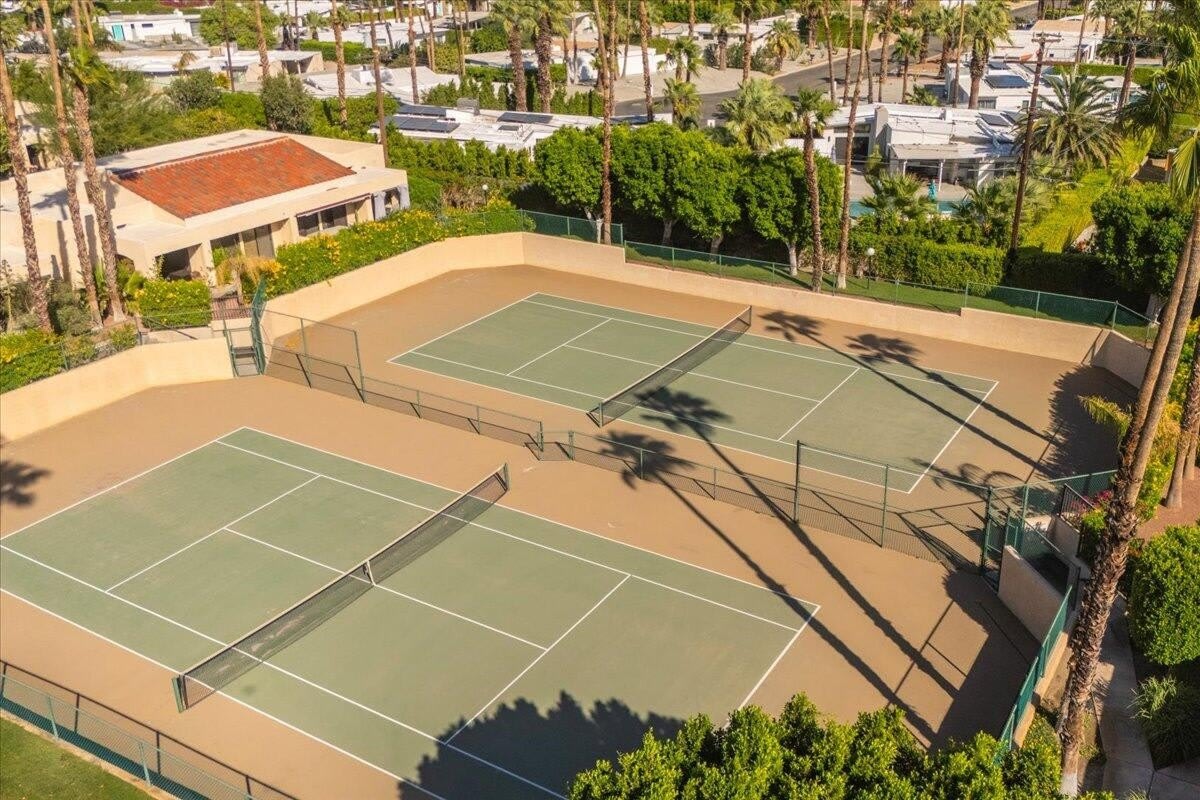 200 E Racquet Club Road – photo 4