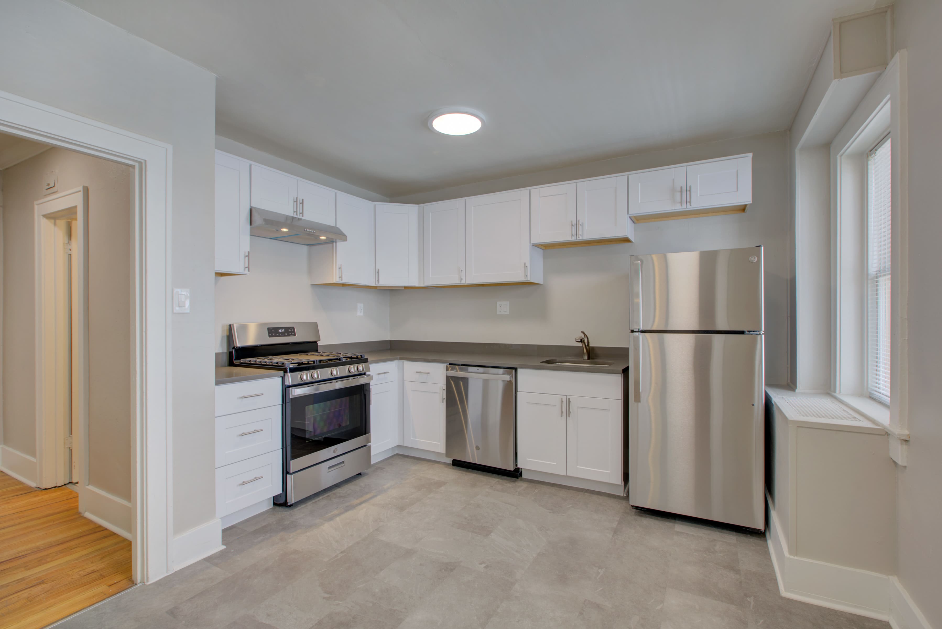 1035 Pearl Street – photo 4