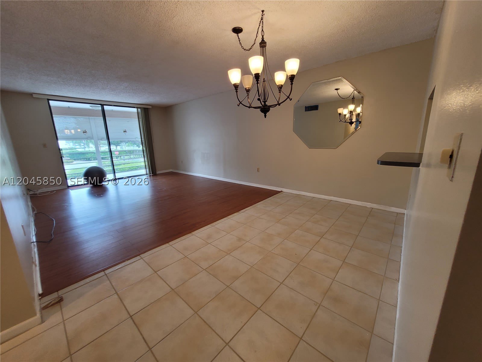 1800 N Lauderdale Ave – photo 2