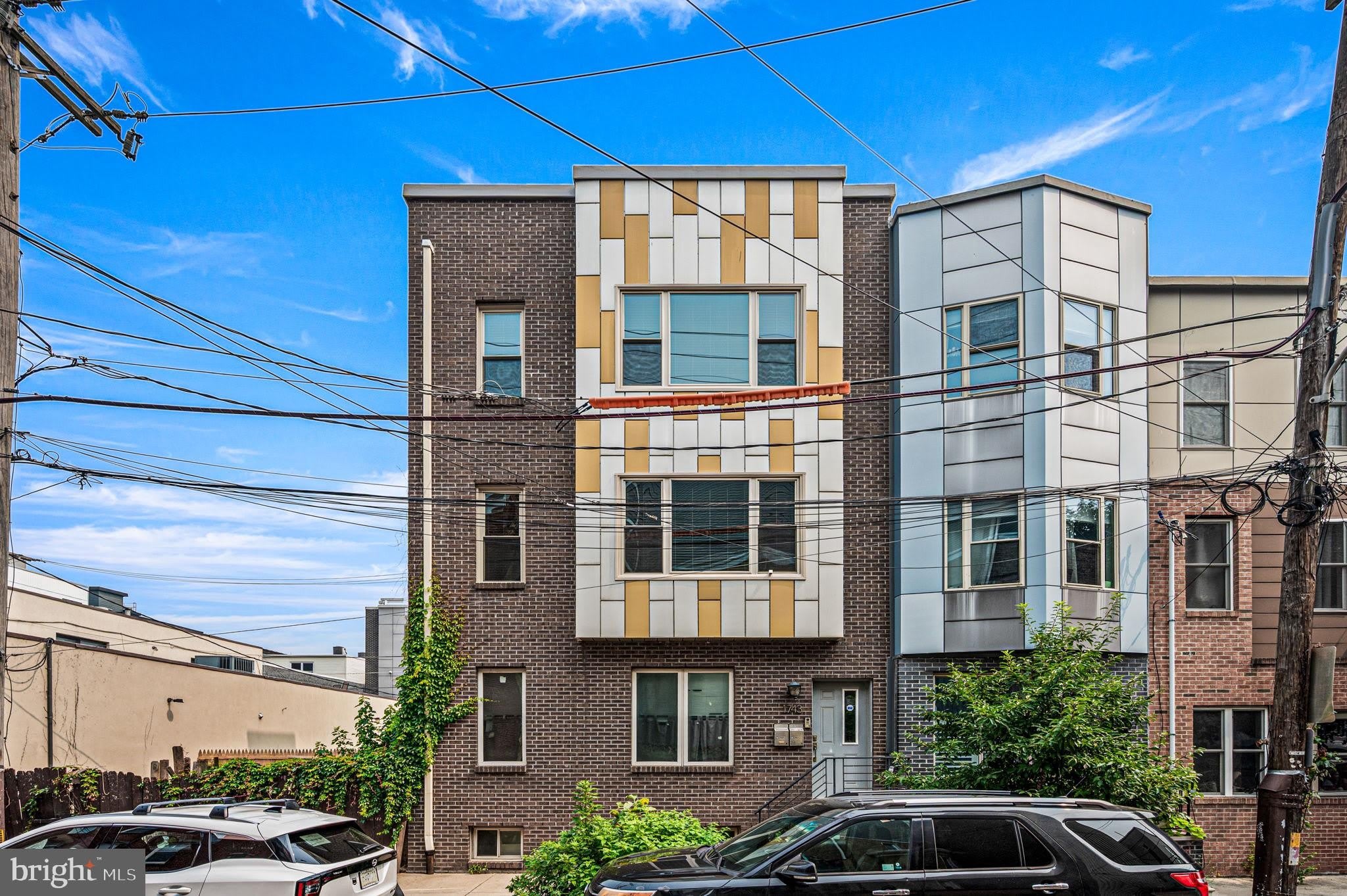 1743 CAMBRIDGE Street – photo 1