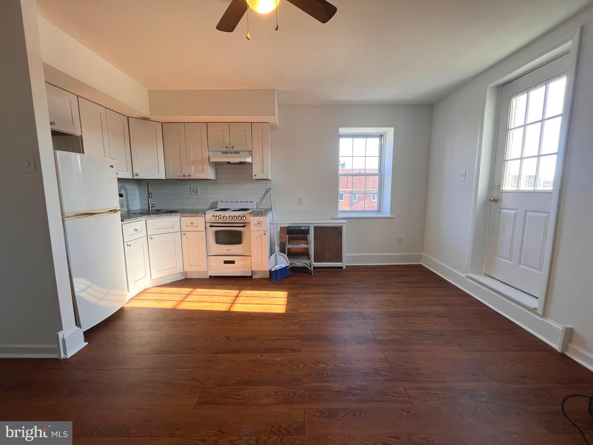 1100 FEDERAL Street – photo 5