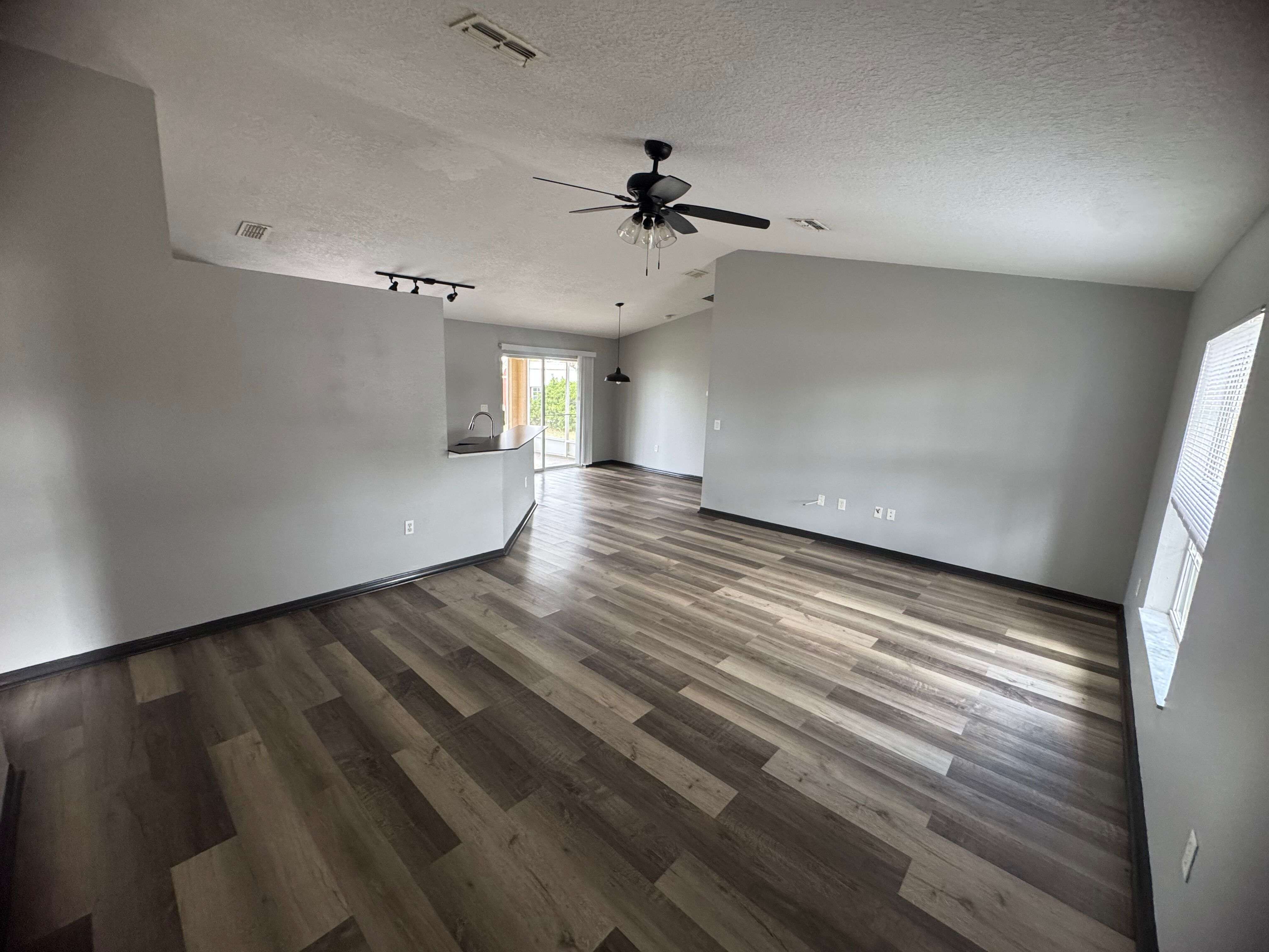 6289 Mariner Blvd – photo 3