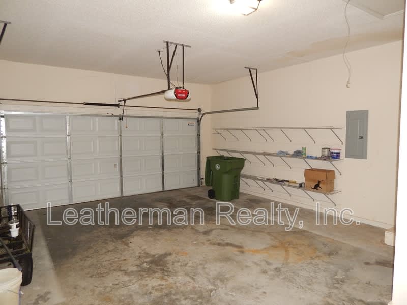 2109 Elderberry Dr – photo 1