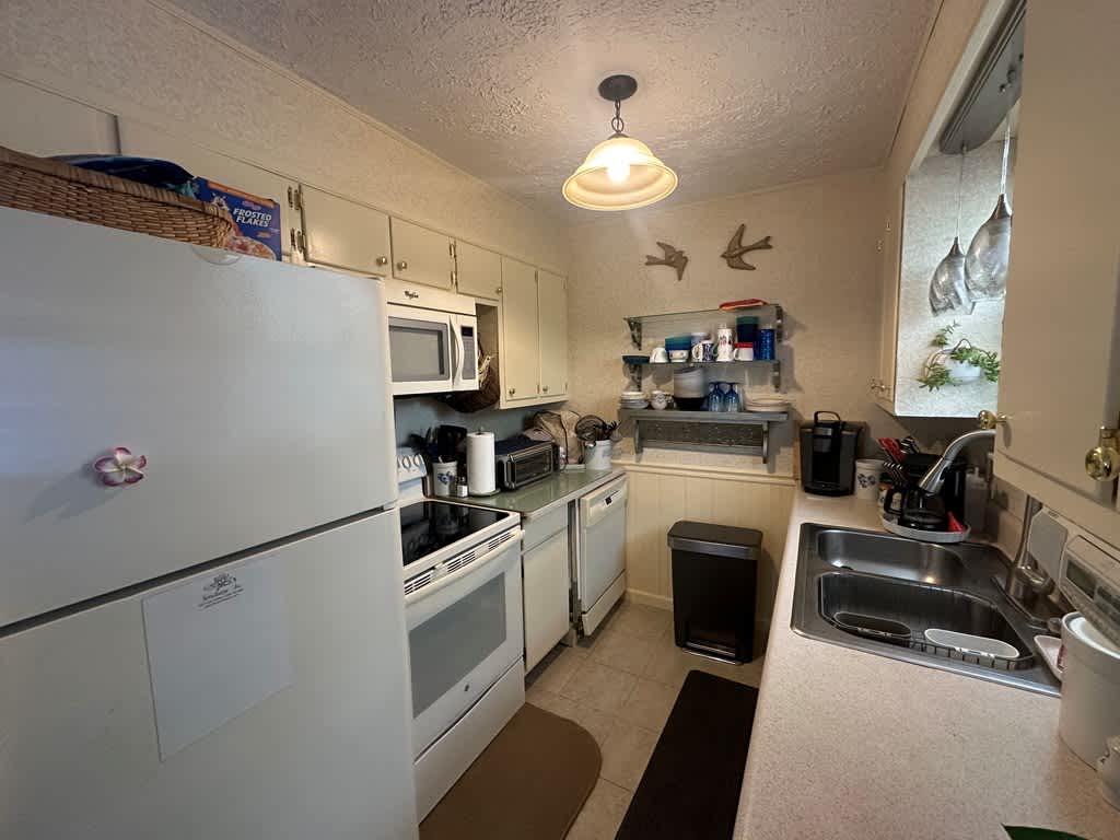 204 Crest Drive – photo 2