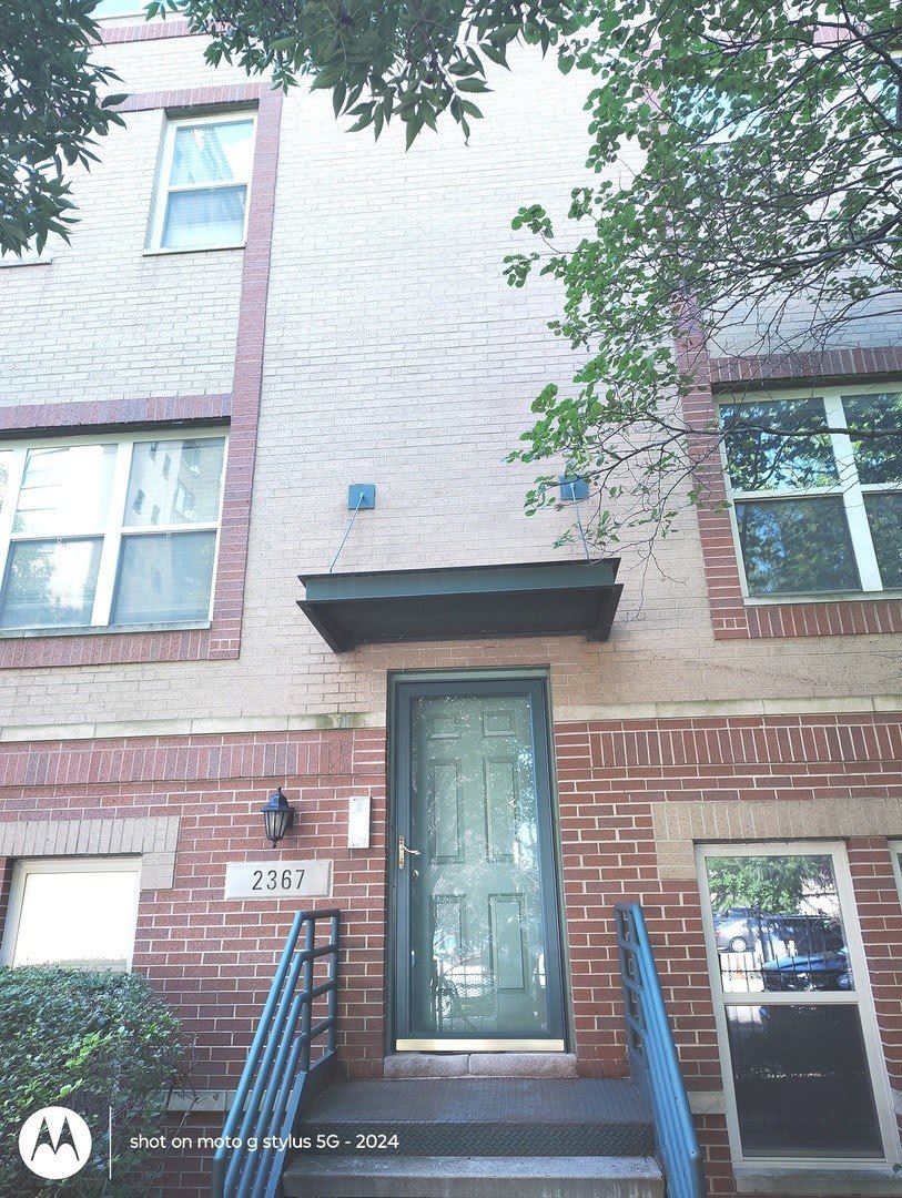 2367 E 70th Place – photo 1