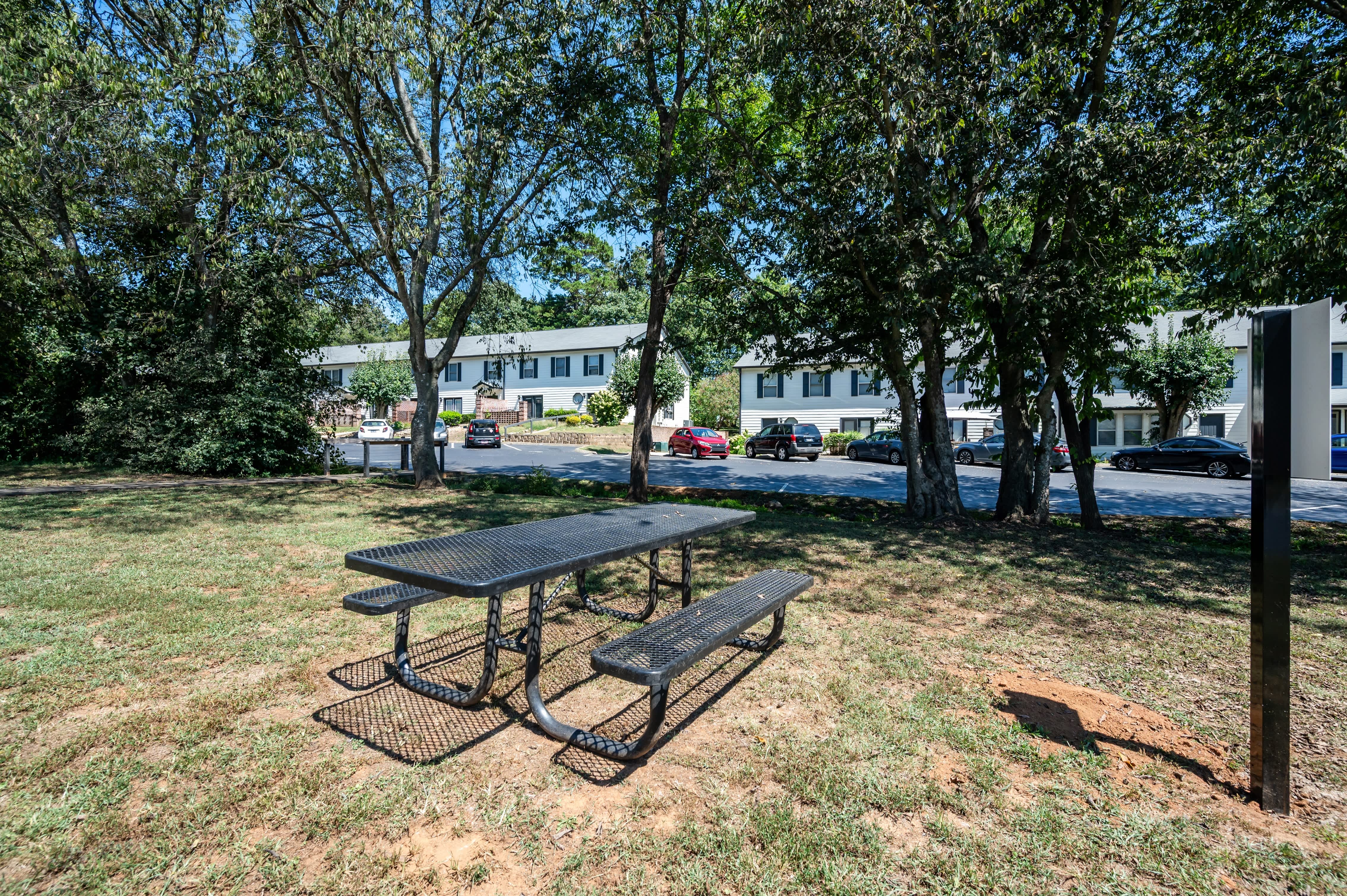 Smoky Crossing Apartment Homes – photo 4