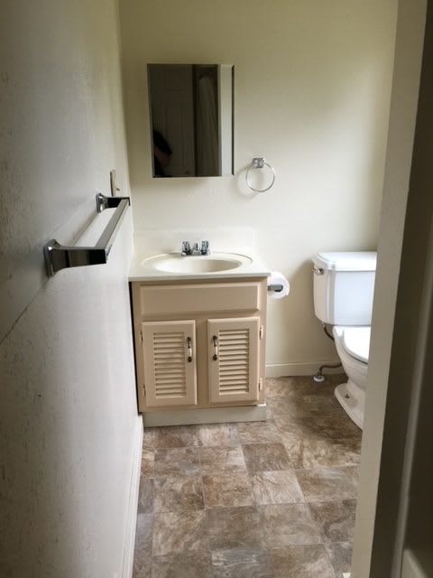 1024 West Washington Avenue – photo 4
