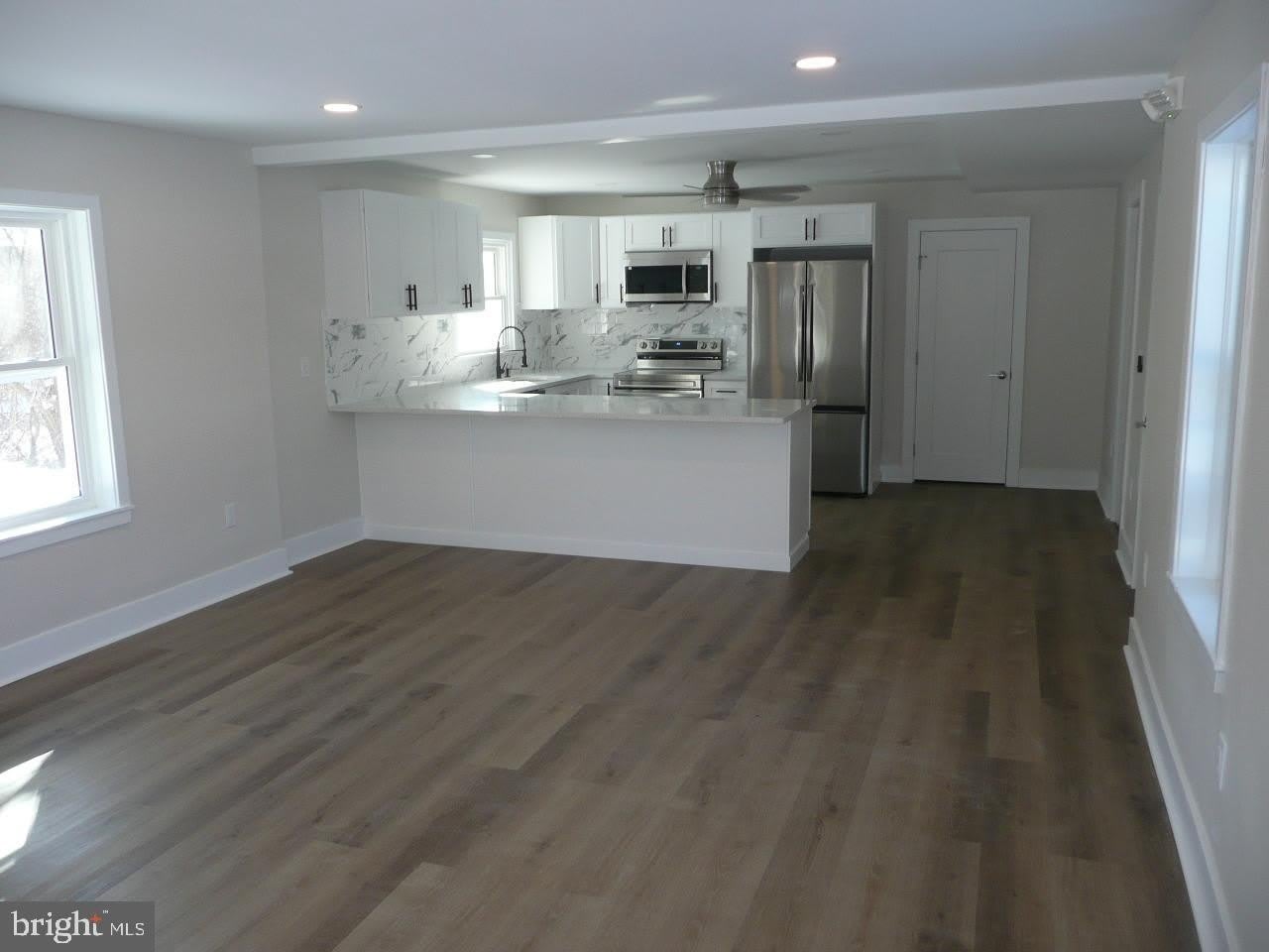 1054 HORSHAM Road – photo 2