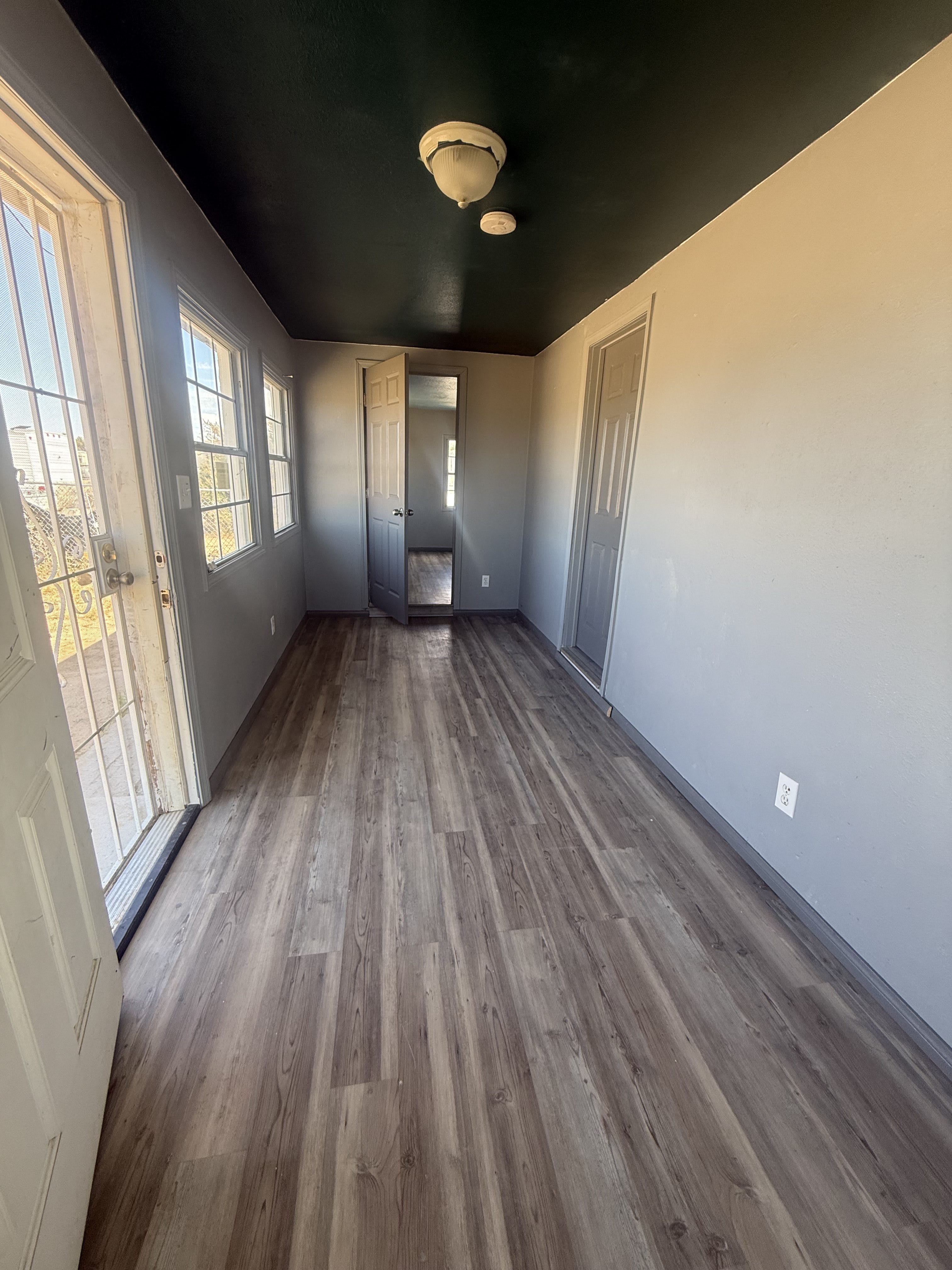 26848 Jessie St – photo 2
