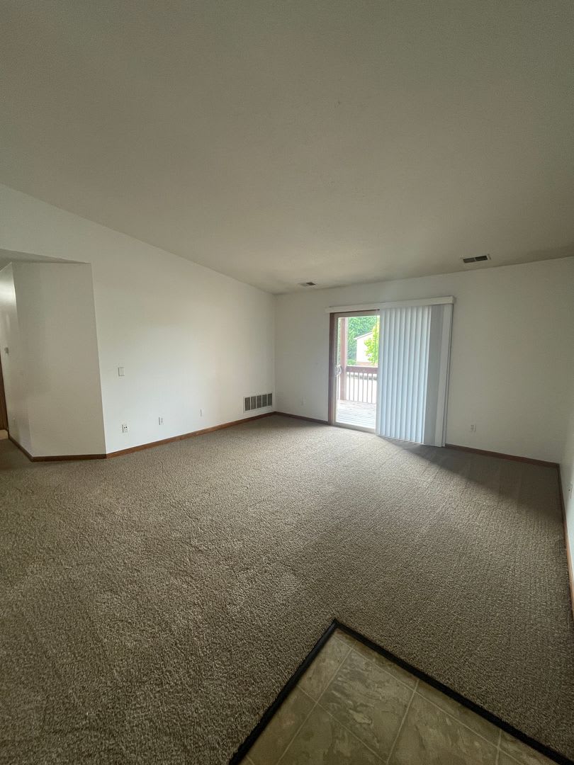 Two Bedroom Condo in Stadium Meadows! – photo 5