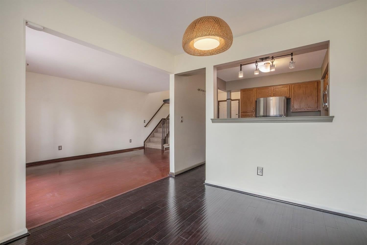 3088 Village Circle – photo 5