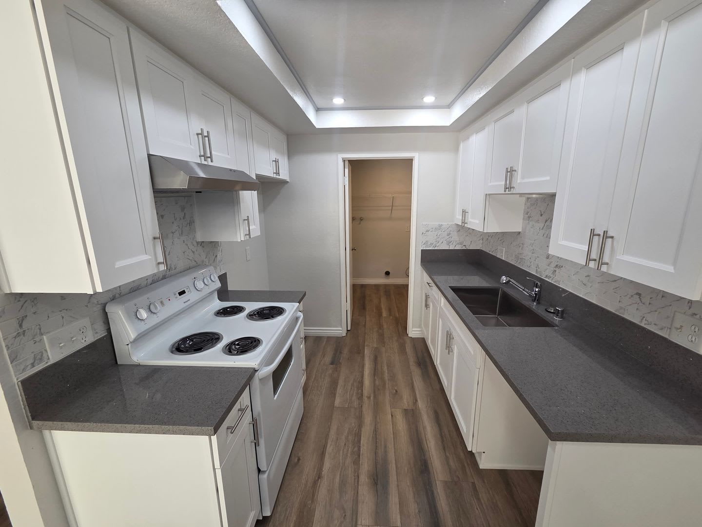 Large 2 Bedroom Home in Haceinda Heights! – photo 3