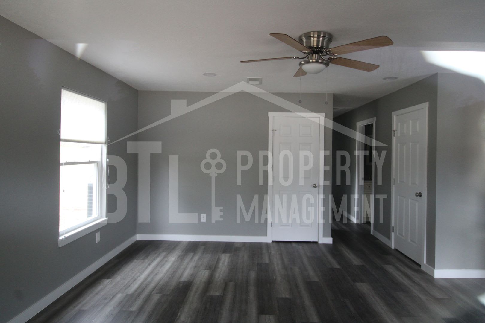 Beautiful 3 Bedroom Home With Fenced Yard In Hollister – photo 5