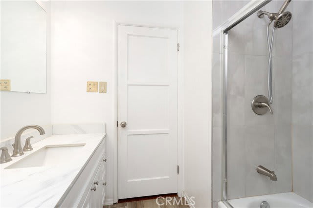 13951 Terra Bella Street – photo 5