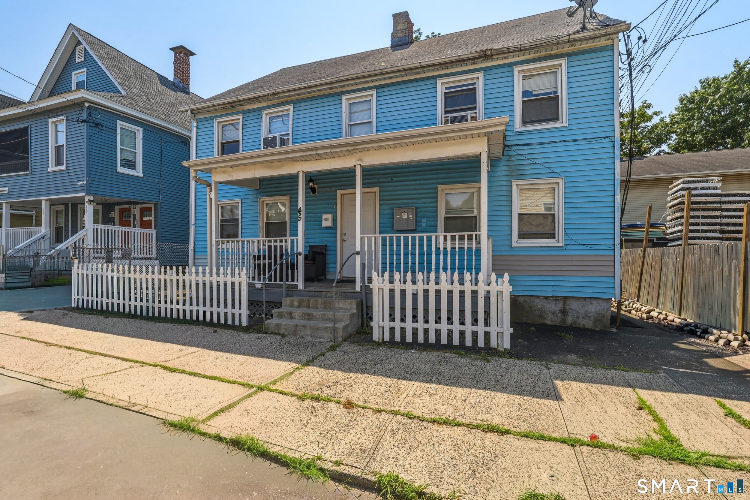 45 Columbia Street – photo 1