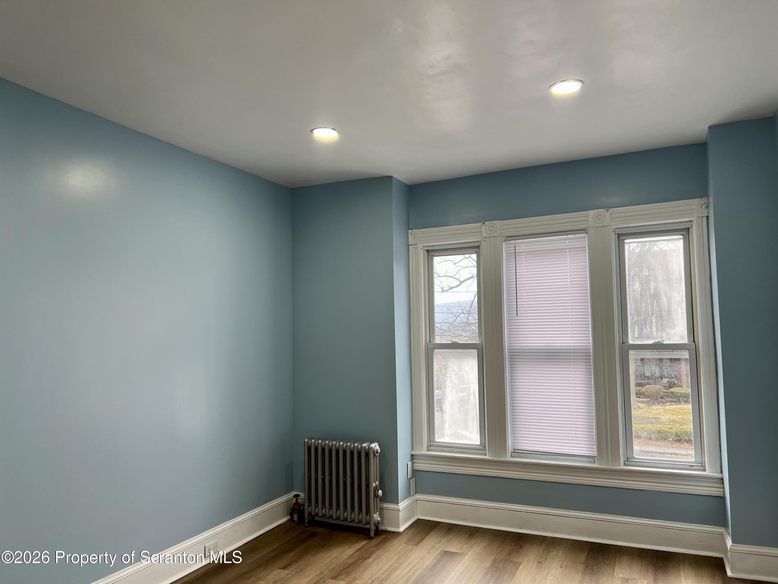 1528 Wyoming Avenue – photo 4