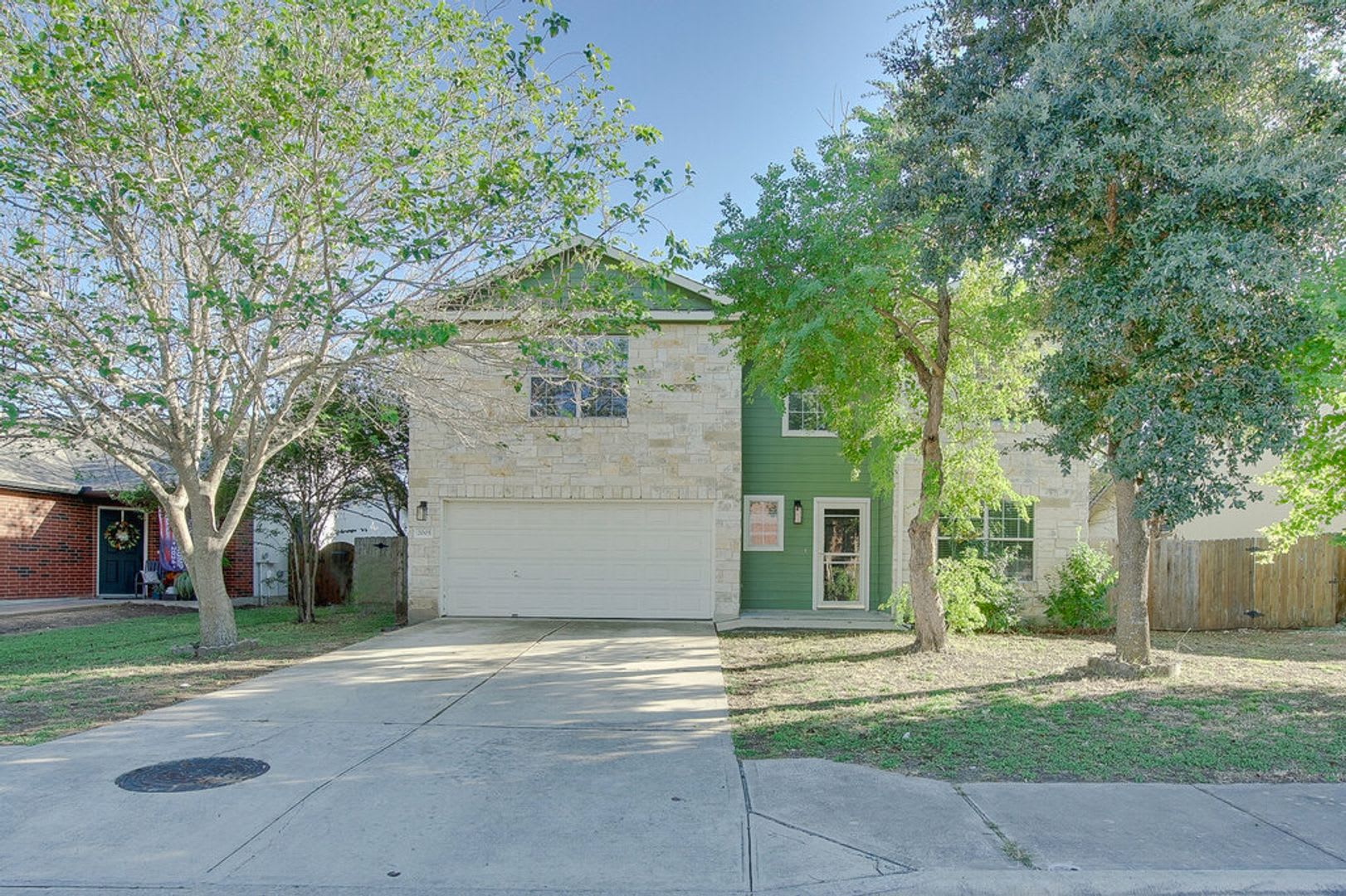 2005 Whistling Way Taylor, TX 76574 – photo 2