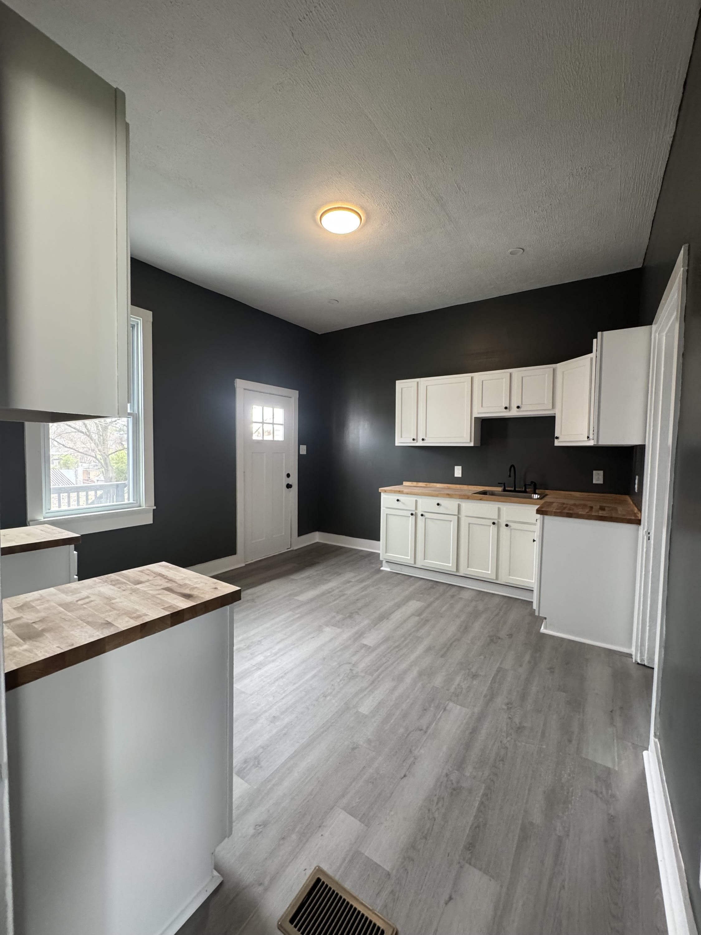 3200 Brunot Avenue – photo 5