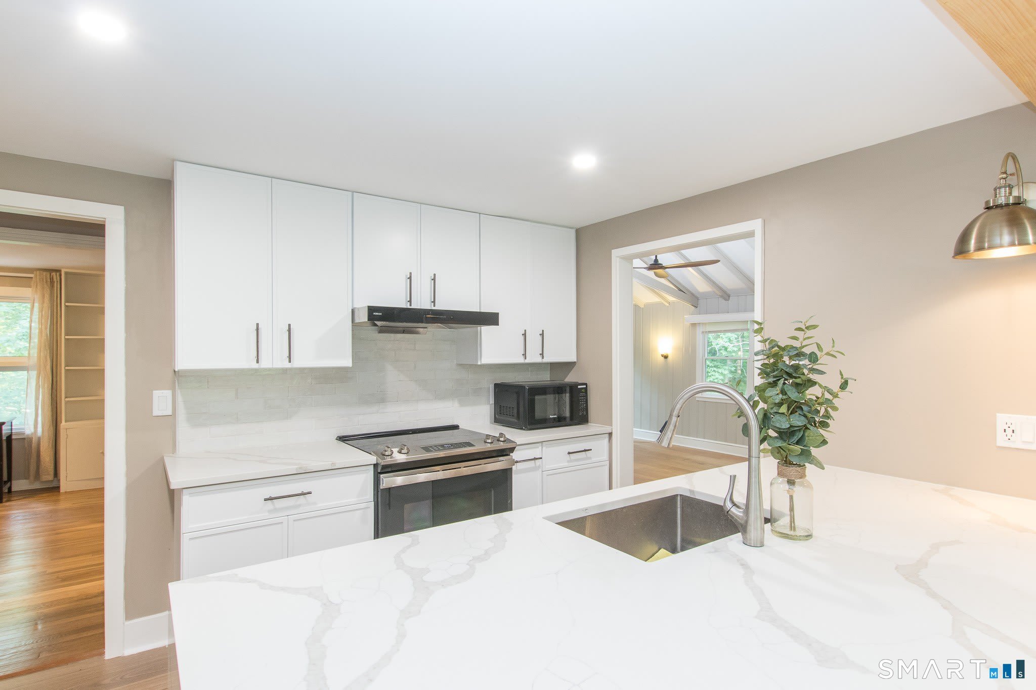 211 New Canaan Road – photo 3