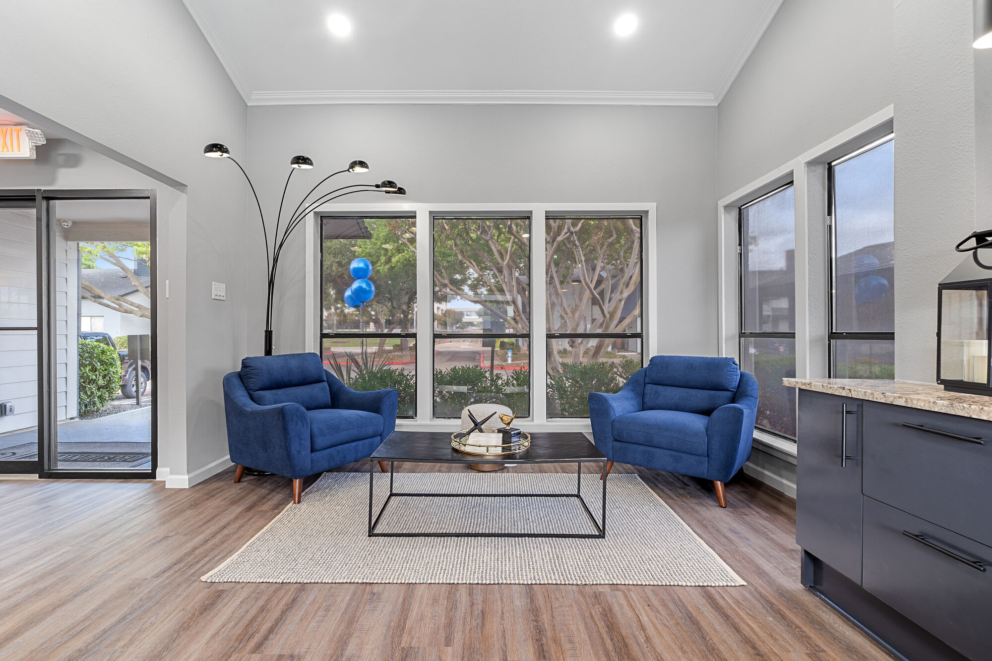 Prestonwood Apartment Homes – photo 2