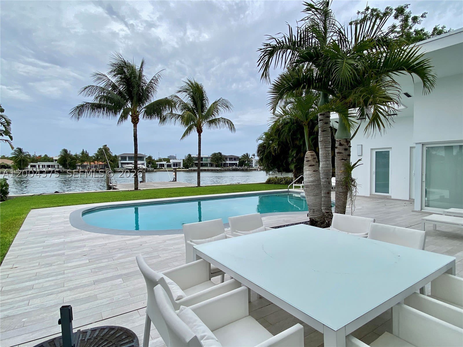 265 N Shore Dr – photo 3