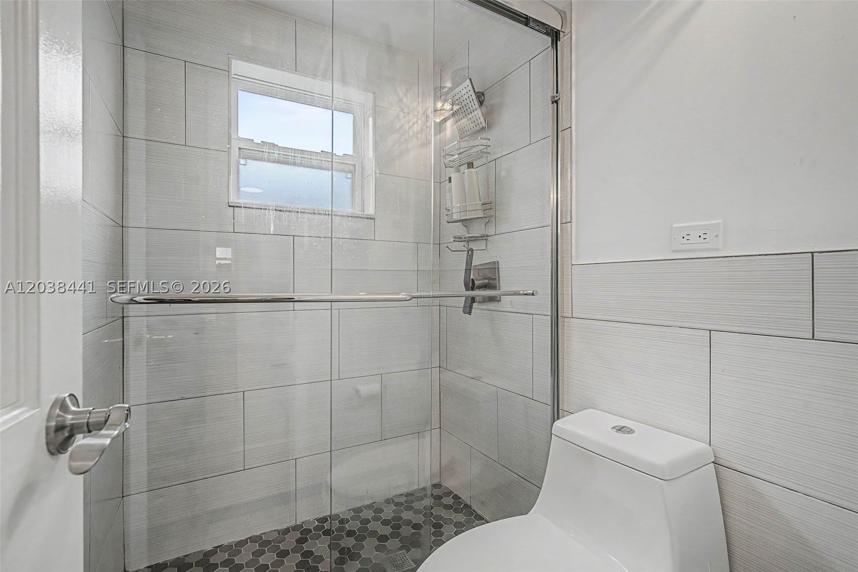 5910 SW 62nd Ter – photo 5