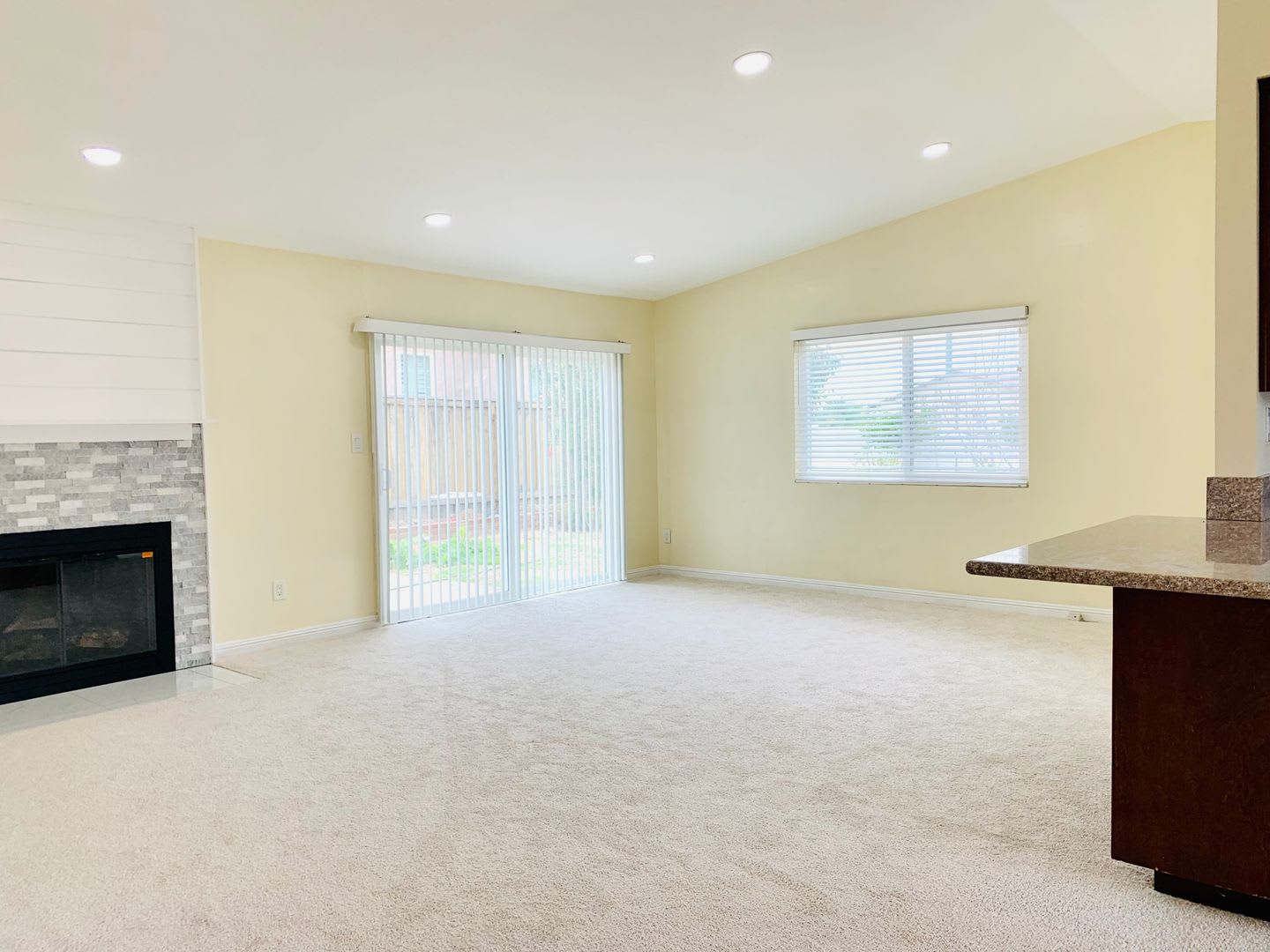 BEAUTIFUL AND SPACIOUS 3BD/2BA HOME IN CLAIREMONT! ONLY $4,295/mo! – photo 4