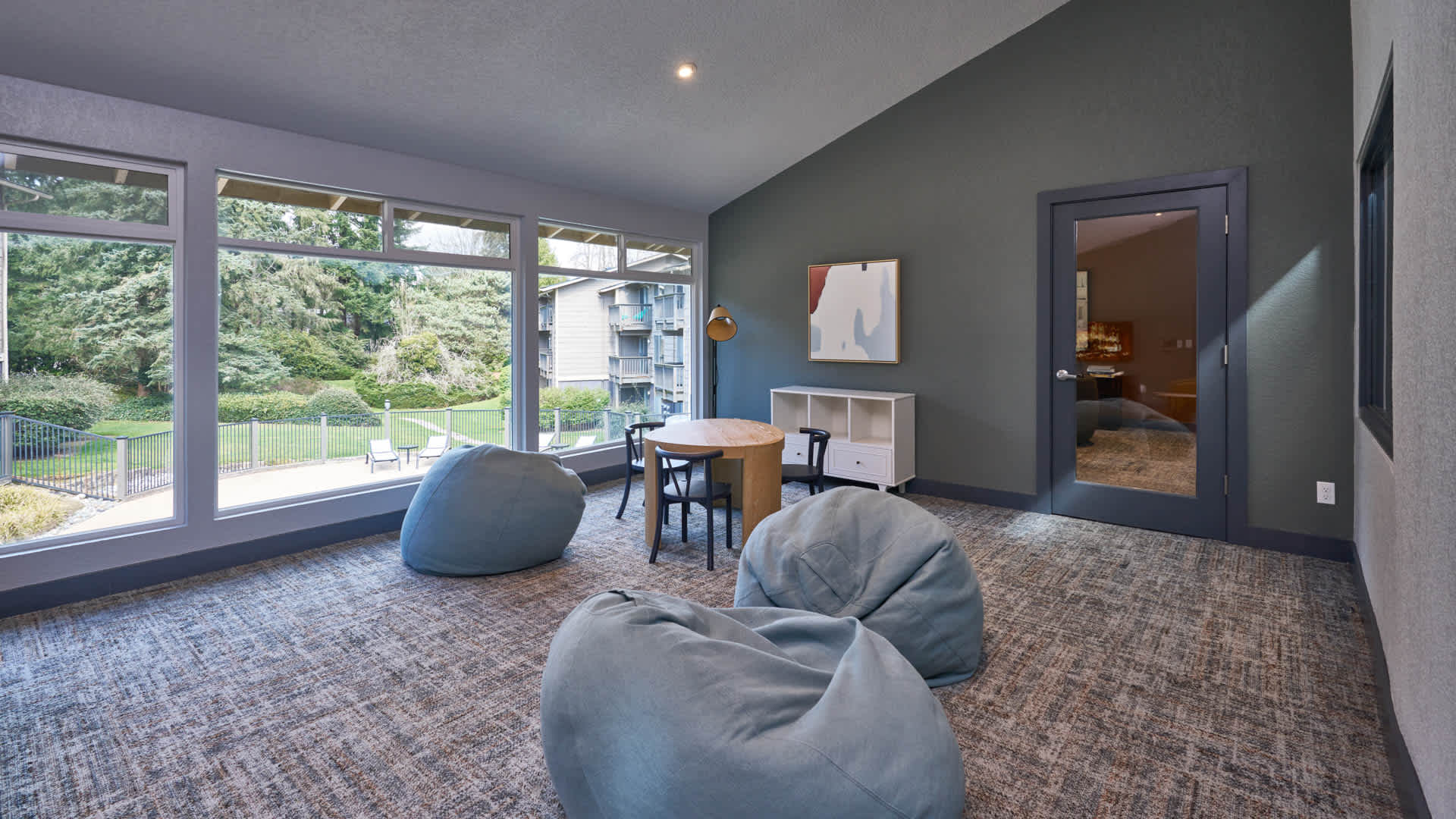 Redmond Court – photo 5