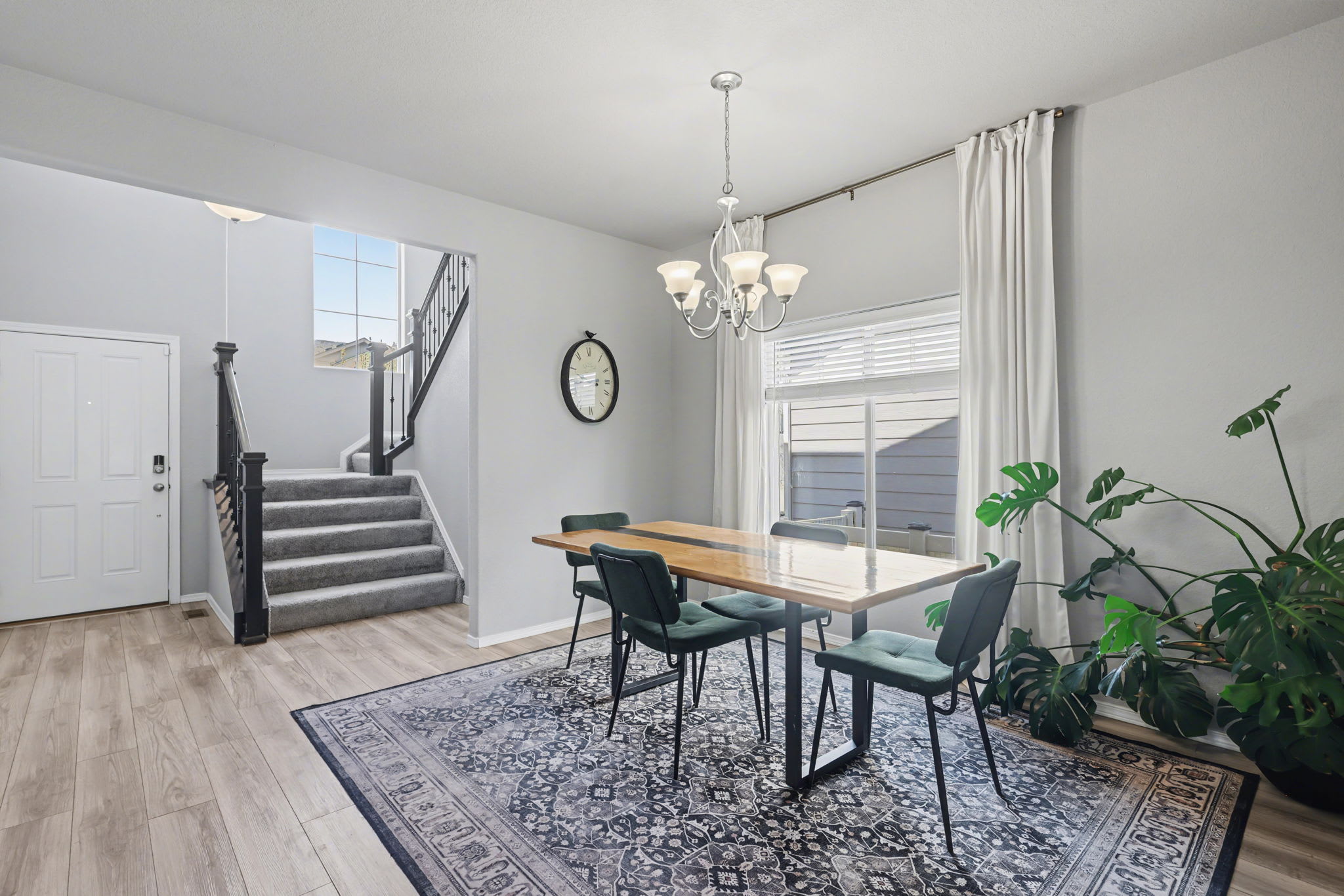 3792 Vineyard Circle – photo 5