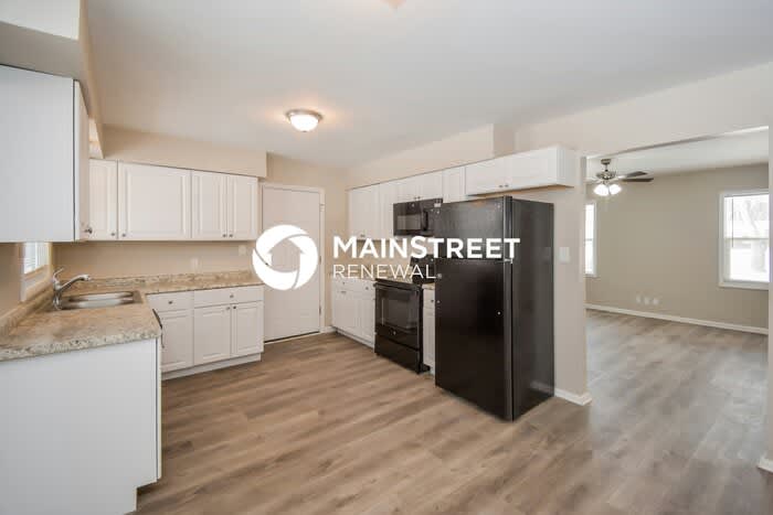 8123 Shottery Terrace – photo 5