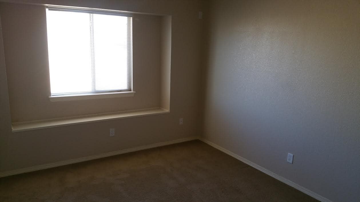 East side rental – photo 4