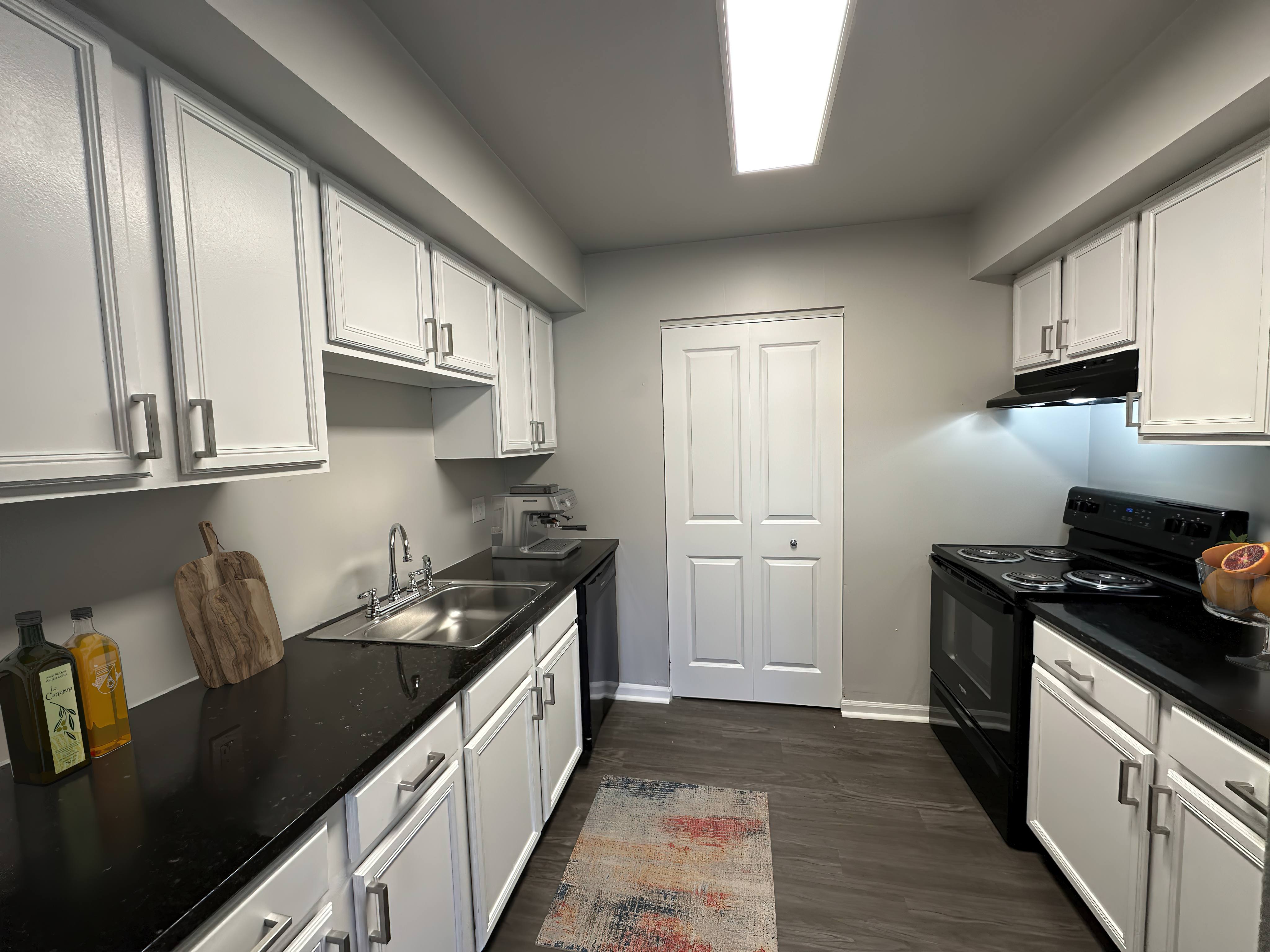 The Peak Apartments and Townhomes – photo 4