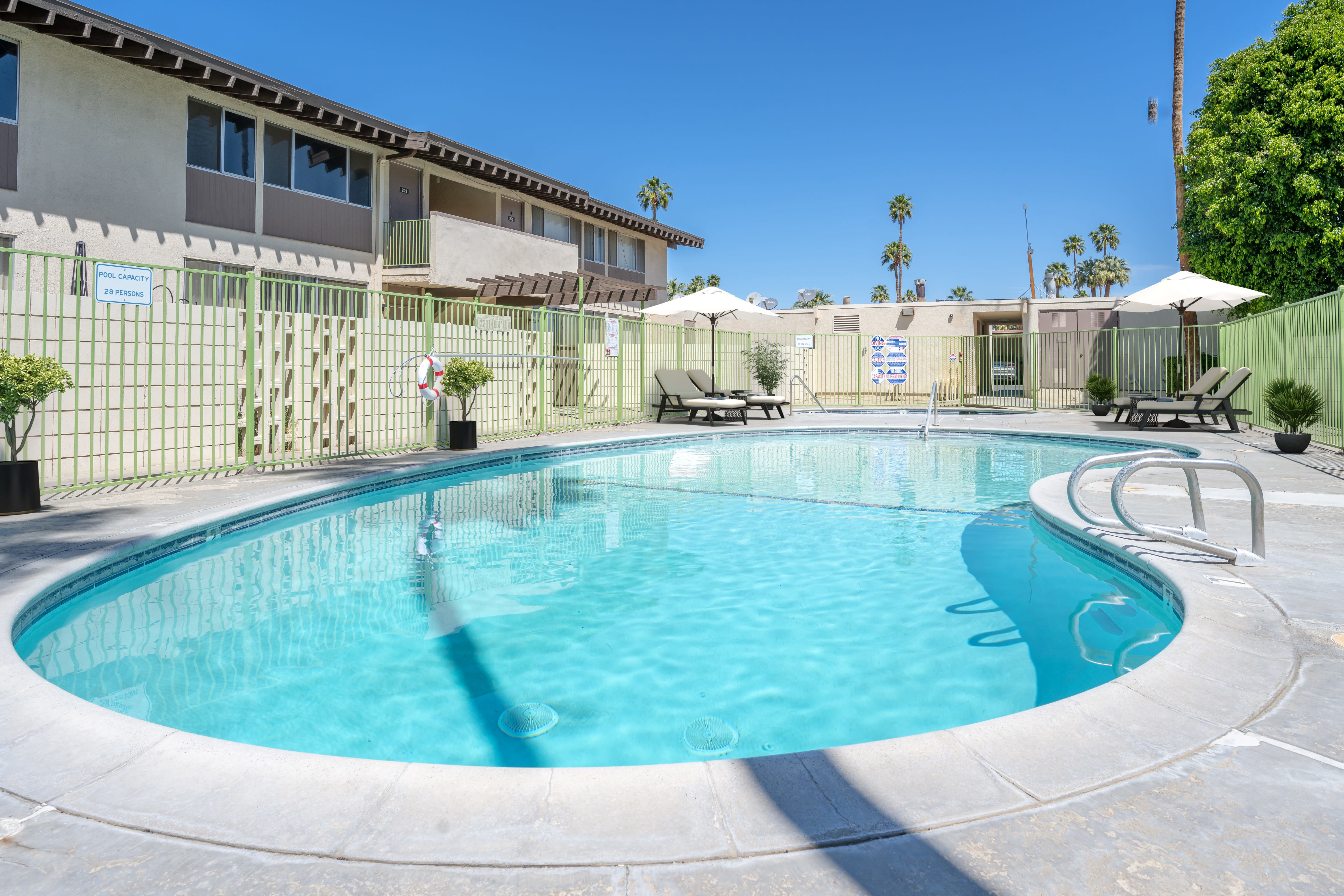 Tahquitz Court – photo 4