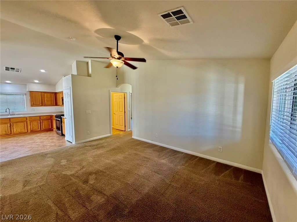 8535 Hoboken Flats Avenue – photo 5