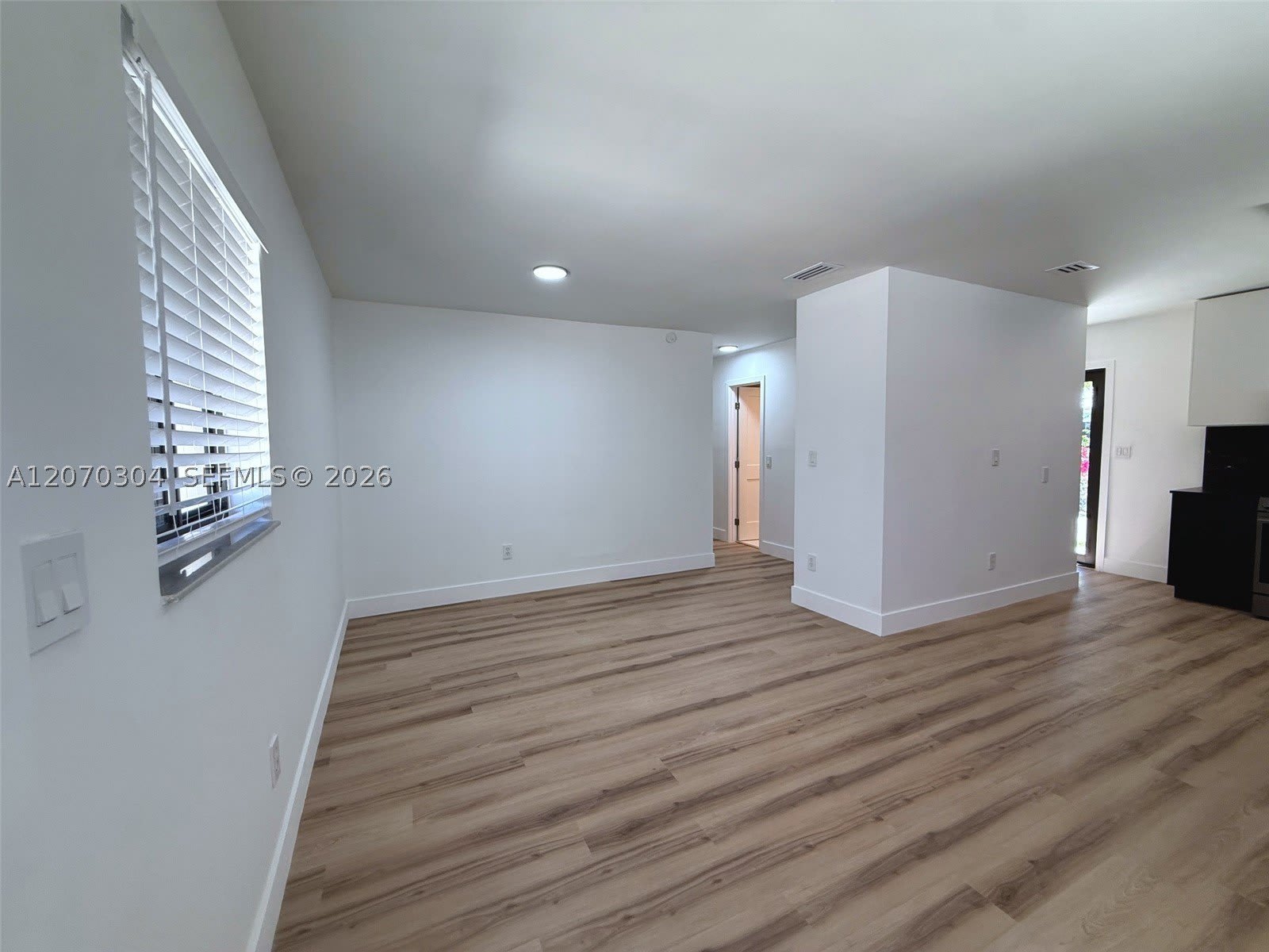 226 Hispanola Rd – photo 3