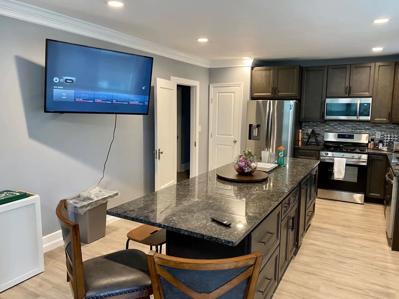 7250 Pershing Avenue – photo 4