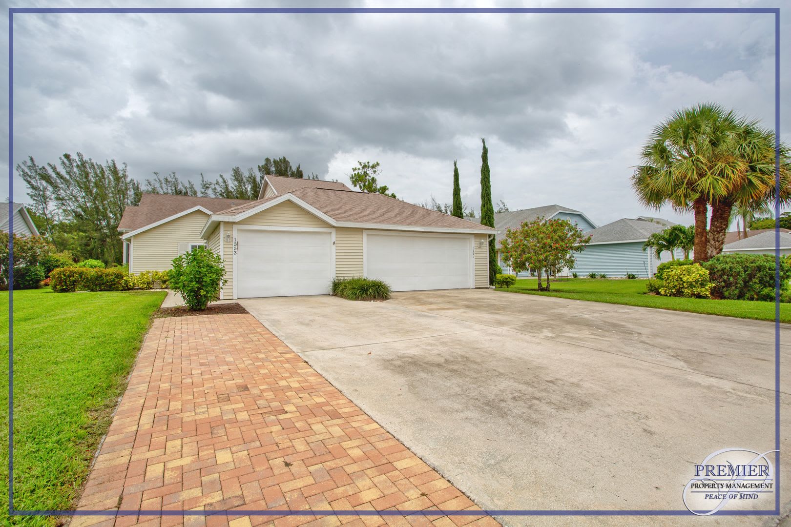 ***GREAT LOCATION***3/2.5 TOWNHOUSE**2 CAR GARAGE***QUIET AND LOW DENSITY COMMUNUTY*** – photo 2