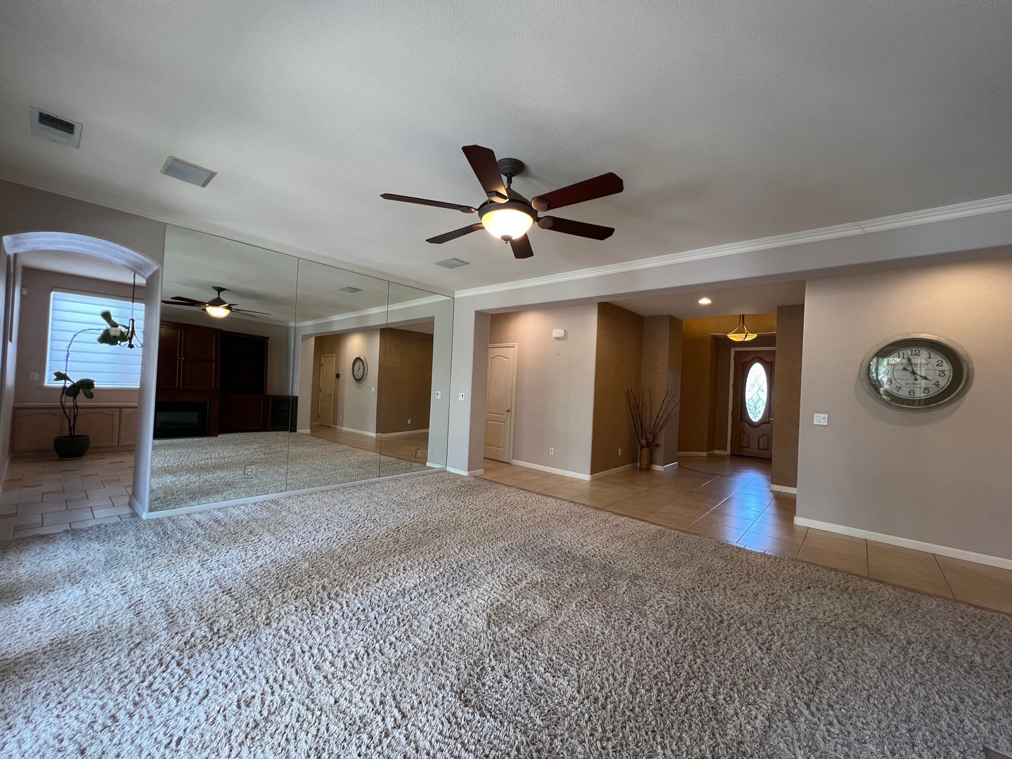 3 bedroom, 2 bathroom home located in Fresno- Great Location! – photo 3