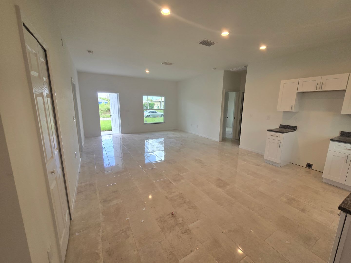 BRAND NEW 3/2/1-GREAT SW LEHIGH LOCATION – photo 3