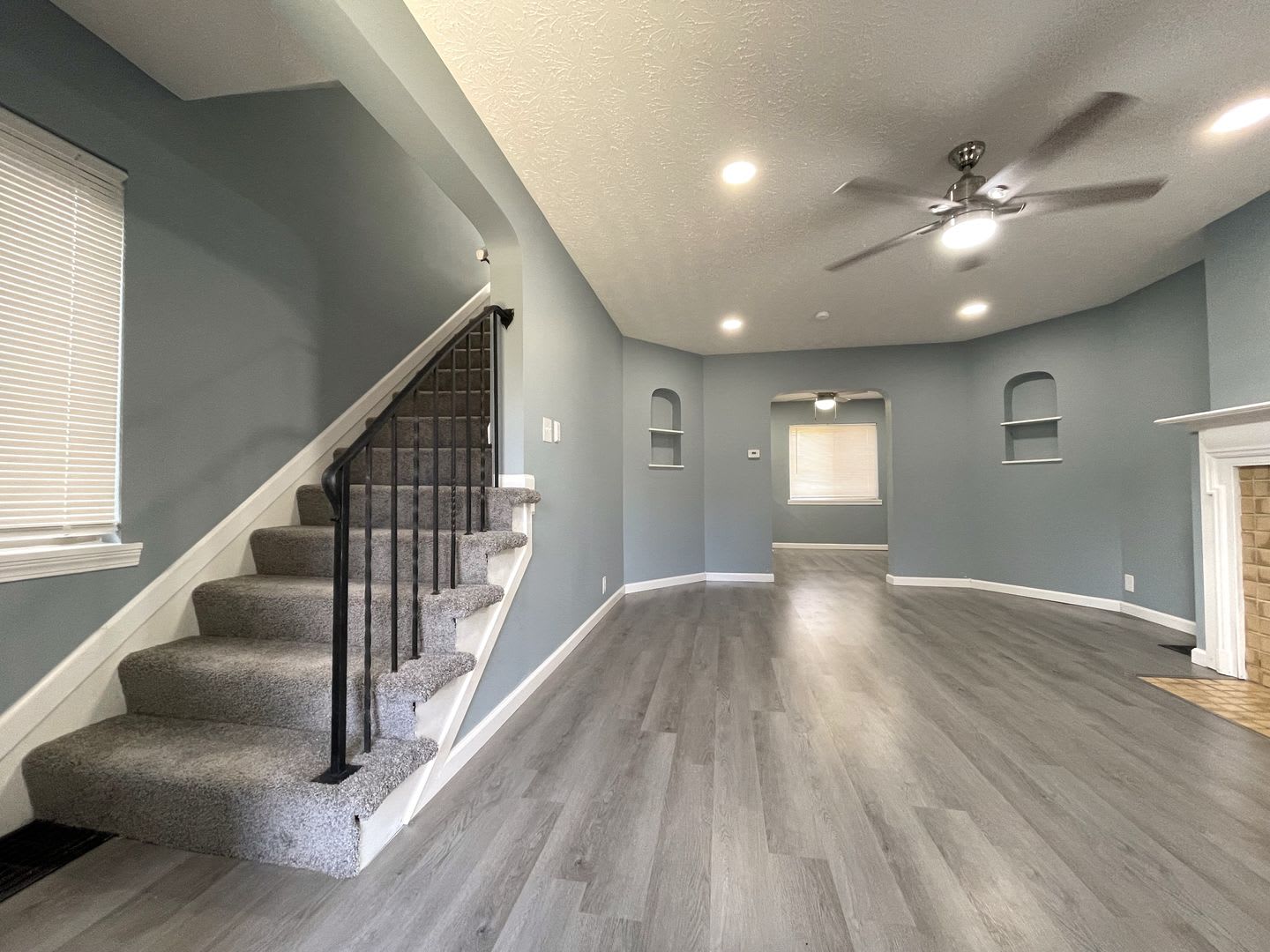 1285 Linwood Ave – photo 4