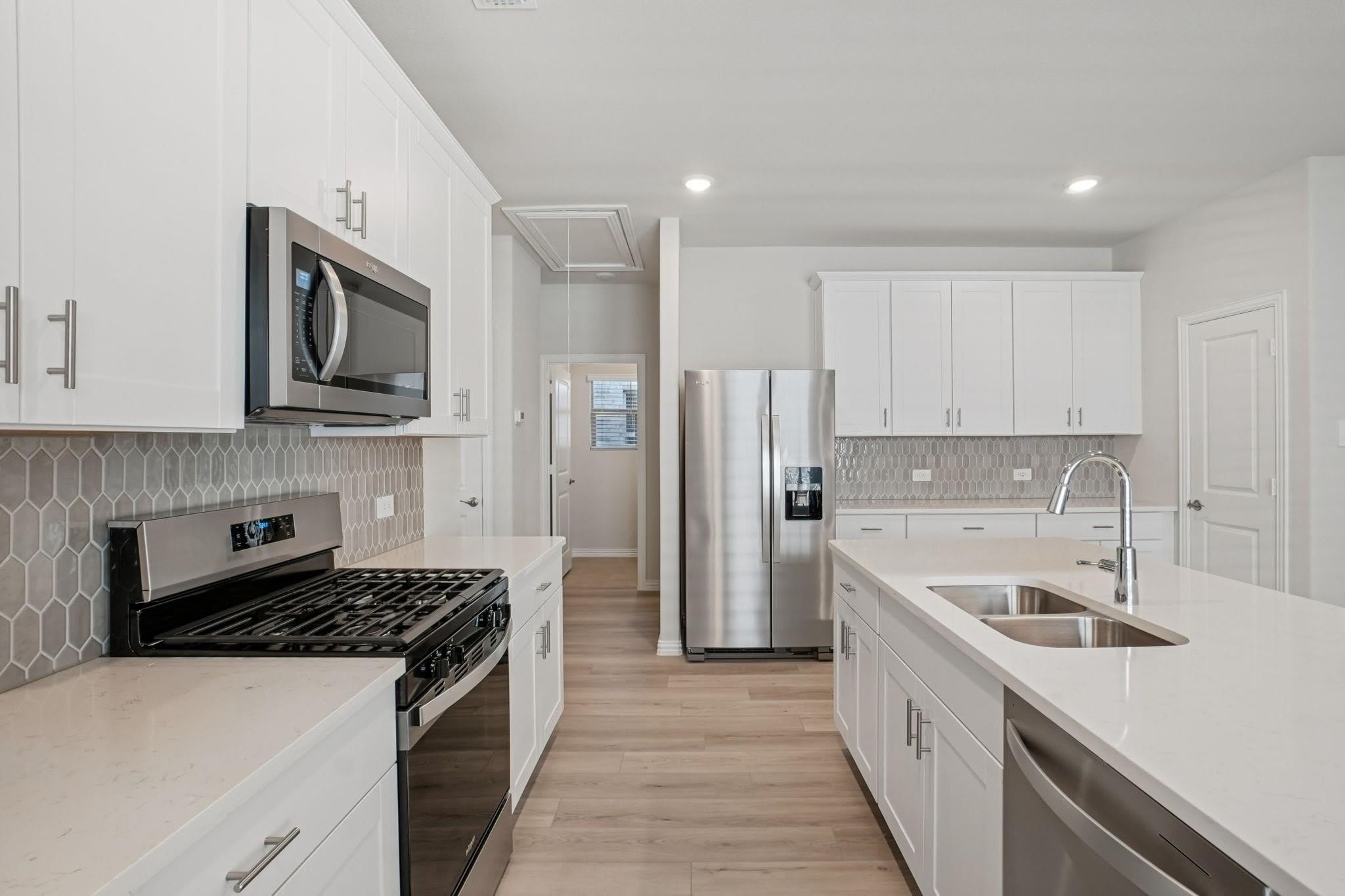 6001 Belchamp Drive – photo 4
