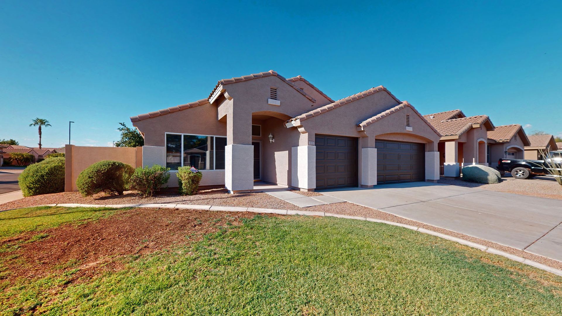 REMODELED single level home with 3 car garage and a SPARKLING swimming pool! – photo 1