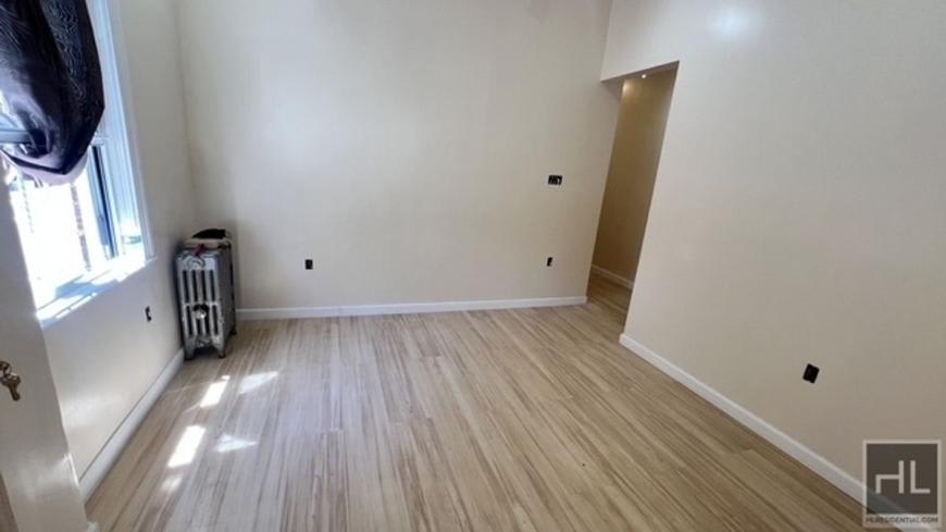 586 EAST 54 STREET – photo 3