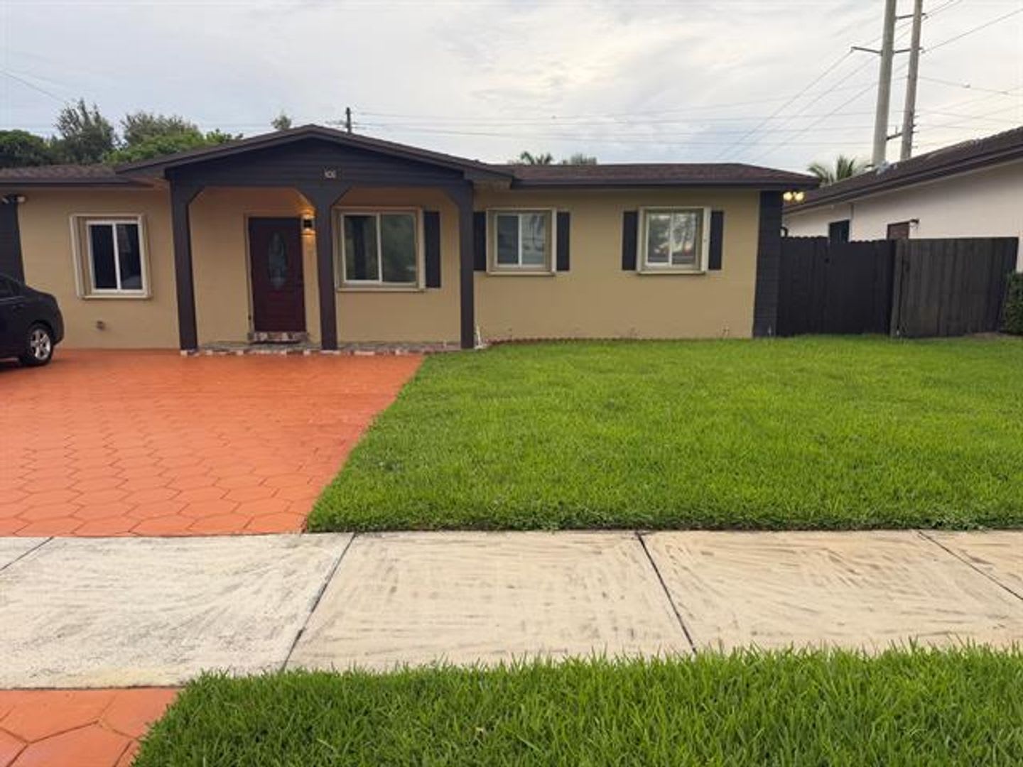 4011 SW 28th St # 4011, West Park, FL 33023 – photo 2